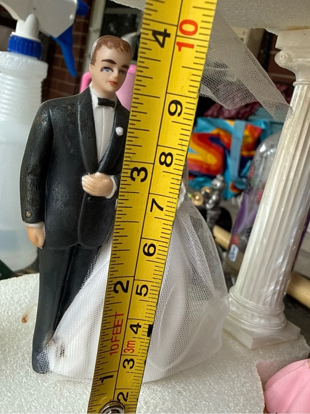 VintageClassic White & Pink Wedding Cake Topper - Elegant Bridal Party Figurine